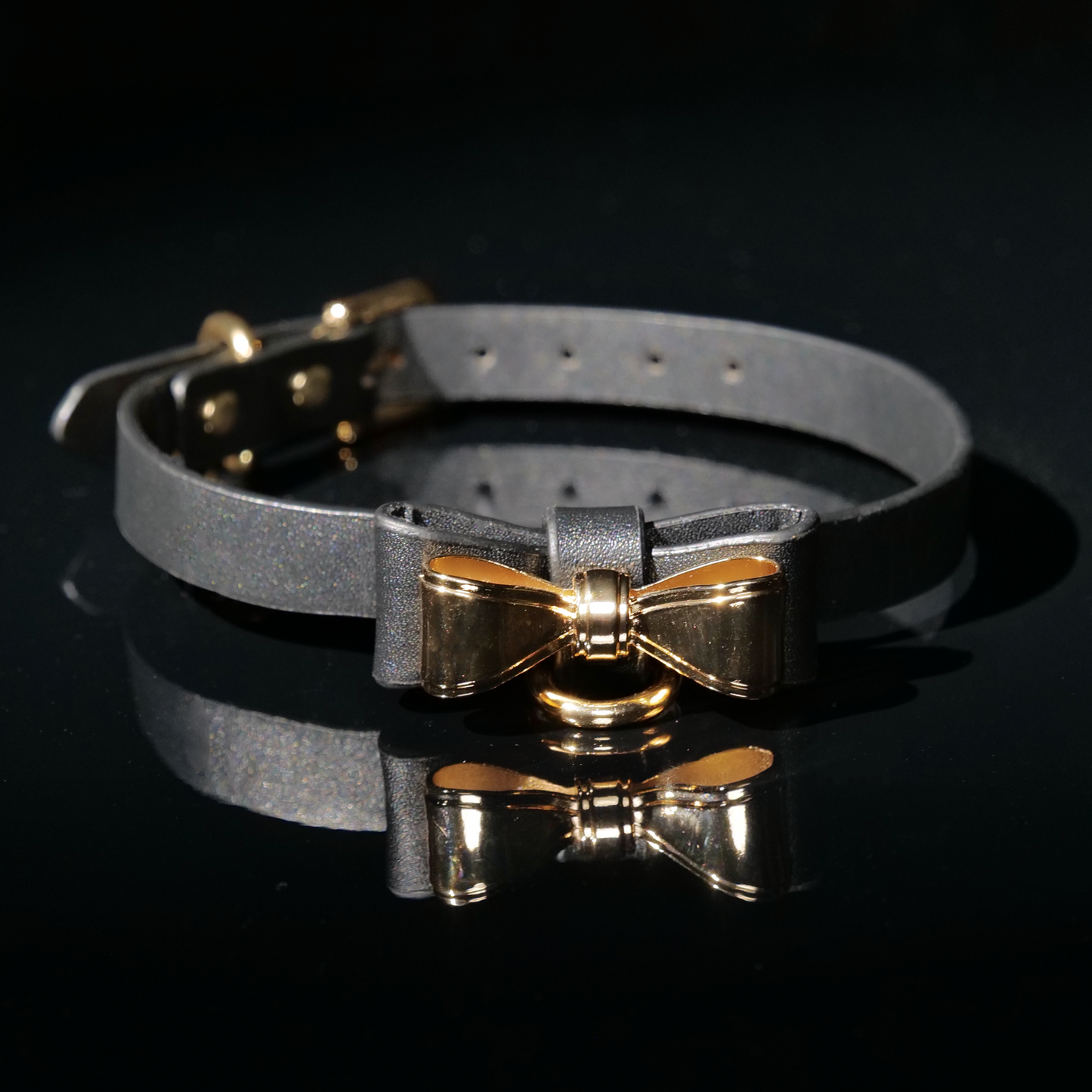 Chic Bow Leather Choker with Gold Chain Leash