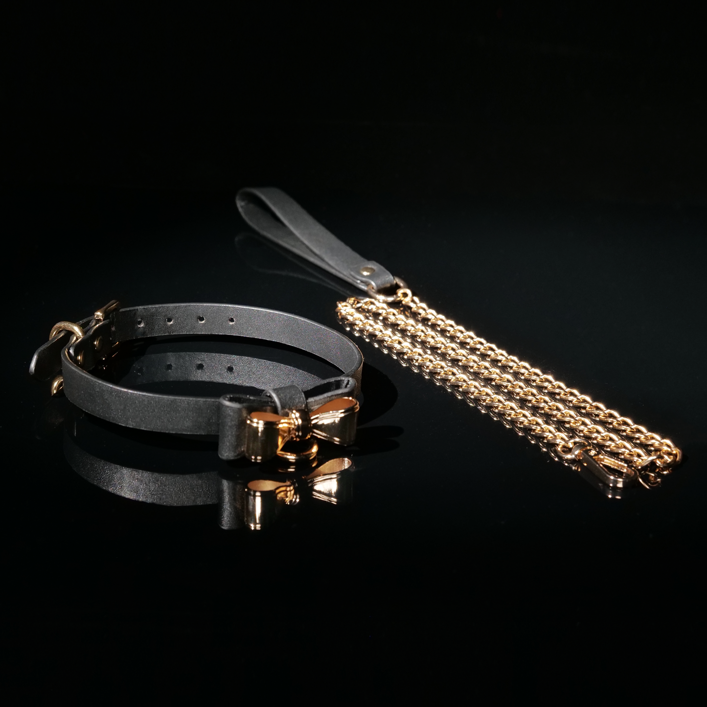 Chic Bow Leather Choker with Gold Chain Leash